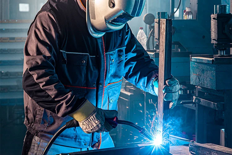 Ketepatan dan Kawalan: Mesin Kimpalan TIG IGBT Merevolusikan Fabrikasi Halus